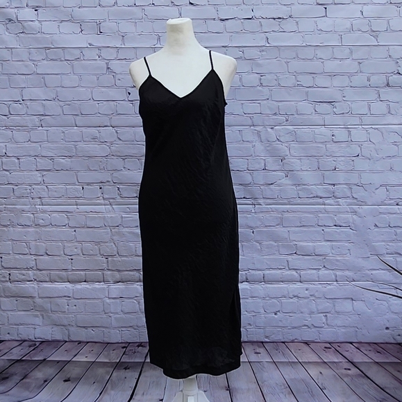 Michael Kors Dresses & Skirts - Vintage Michael Kors black, crinkled slip dress